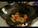 Hızlı Nasıl Pişirilir & Kolay Çince Tarifler : Yemek Pişirme Ve Süsleme Çin Çırpılmış Yumurta Resim 4