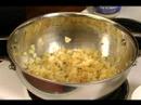 Nasıl Rezene Çorbası Yapmak: Rezene Çorbası Soğan Karamelize Resim 4