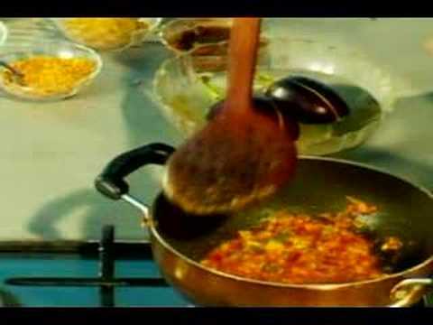Hint Mutfağı İçin Kolay Vejetaryen Yemek Tarifleri: Pt 11 - Baharatlı Patlıcan: Hint Vejetaryen Yemek Tarifleri Resim 1