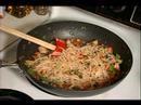 Çin Usulü Tavuk Nasıl Yapılır & Kızarmış Pirinç : Ekleme Bezelye Ve Brüksel Lahanası Çin Tavuk Ve Kızarmış Pilav