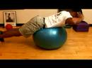 Fitness İpuçları Ve Bir İstikrar Topu Nasıl Kullanılacağını: Nasıl Geri Uzantısı Bir Physioball Üzerinde Resim 3