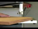 Nasıl Bir Ev Yapımı Elektro Gitar Yapmak: Bir Elektro Gitar Gövdesini Kesme Resim 3