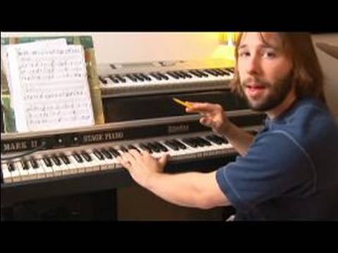 Nasıl Piyano Melodileri A Play: Nasıl Büyük Bir Piyano Bir Şarkı Çalarken Notlar