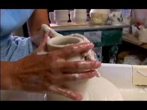 Nasıl Seramik Bardak Ve Vazo Yapmak: Dar Bir Boyun Seramik Vazo İçin Oluşturma