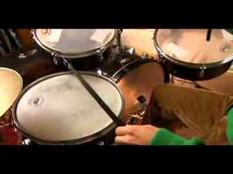 Nasıl Swing Oynamak İçin Bas Ve Davul Snare Yener: Salıncak Beats Bas Ve Trampet Üzerinde: Ritim Çeşitleme 8