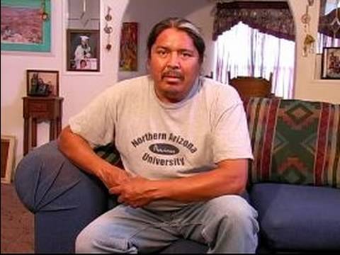 Navajo Taş Heykel Ve Amerikan Gelenekleri: Bir Navajo Taş Heykel Uzman Karşılamak Resim 1