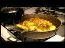 Köri Tavuk Tarifi Talimatlar: Nasıl Köri Tavuk Pişirme Durumunu Kontrol Edin