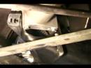Bir Ford Chevy Motor Yüklemede Bitirme: Nasıl Bir İletim Denetim Kapak Yüklemek İçin Resim 3