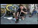 Nasıl Bir Tek Tekerlekli Sirk Bisikletine Binmek: Minyatür Tipi Resim 3