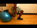 Nasıl Vücut Egzersizleri Alt: Nasıl Bir Physioball Bir Bacak Squat Egzersiz Yapmak Resim 4