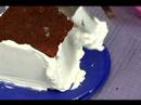Pasta Dekorasyon İpuçları: Nasıl Temel Kek Frosting Eklemek Resim 4