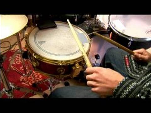 Modern Drum Beats: Punk Davul Ritmi Oynamak Nasıl Resim 1