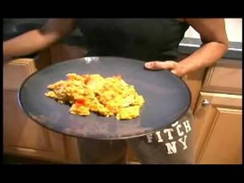 Nasıl Cook İspanyolca Tavuk Ve Pirinç: Hizmet Ve İspanyol Tavuk Ve Pirinç Örnekleme