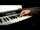 Düz Majör Piyano Doğaçlama: Düz Bir Major Ölçekli Piyano Doğaçlama Bir Flat (Ab) İçin
