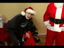 Nasıl Santa Claus Kılık Yapmak: Oyuncaklar Noel Baba Kostümlü Bir Torba Kullanmayı Resim 4