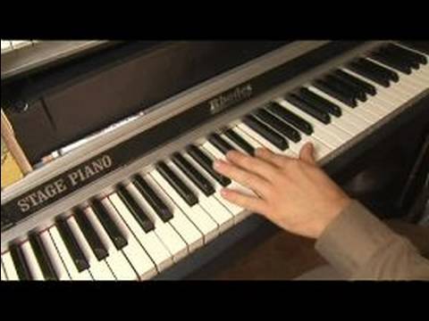 Her Anahtarın İçinde Küçük I Ve V Akorları : C Nasıl Değişmiş Bir Piyano Akor G Dim Oynamak İçin 
