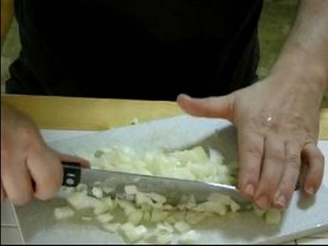 Nasıl Dolması Salatalık Pişmiş: İnce Soğan İçin Doldurulmuş Fırında Salatalık Doğrama Resim 1