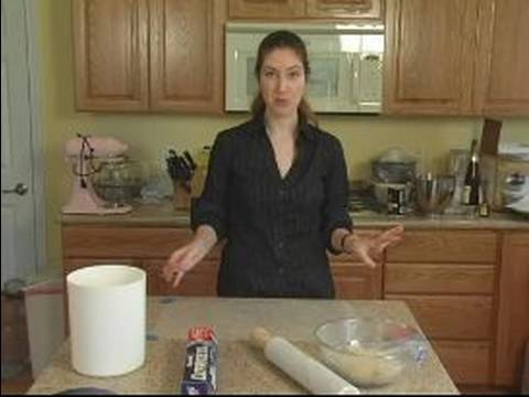 Nasıl Kar Tanesi Şekerli Kurabiye Yapmak: Kar Tanesi Şekerli Kurabiye İçin Bir Yüzey Hazırlama Resim 1