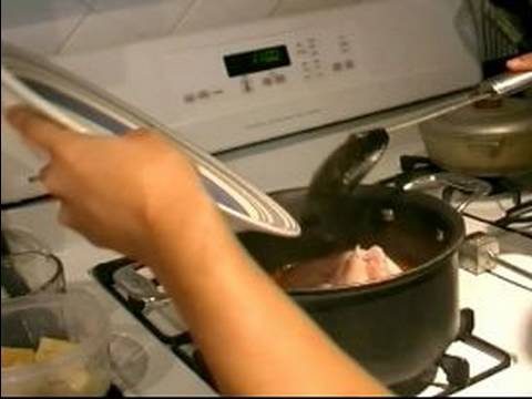 Nasıl İspanyolca Tavuk Fricassée Yapmak: Tavuk İspanyol Tavuk Yahni Pişirmek İçin Ekleme Resim 1