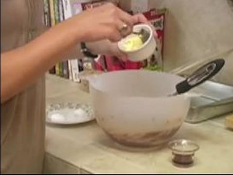Sebzeli Kek Yapmak: Tereyağı Ve Vanilya Sebzeli Kek Yapmak İçin Ekle Resim 1