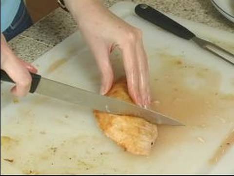 Nasıl Cook: Nasıl İyi Hindi Göğüs Eti Carve İçin