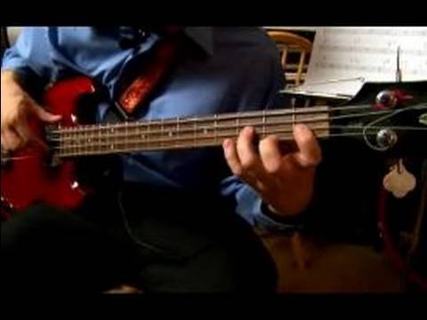 Oyun Bas Gitar: B Binbaşı : Bas Gitar B Büyük Bir Ölçeği Görseller 