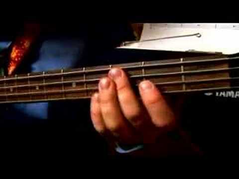 Oyun Bas Gitar: B Büyük B Büyük Ölçekli Bir Oyun İçin Bir Bölüm Tedbirler Yürürken 