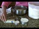 Ev Yapımı Cevizli Kabak Pasta Tarifi: Pasta Kabuk Malzemeler Kabak Pasta Tarifi İçin Resim 4