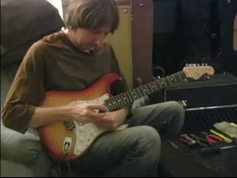 Fender Stratocaster: Elektro Gitar Kurulum: Gitar Manyetikler: Fender Stratocaster Kur