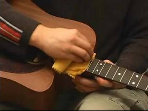 Nasıl Bir Gitar String: Nasıl Gitar Temizlemek İçin
