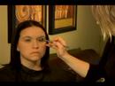 Profesyonel Makyaj İpuçları: Zarif, Şık Bir Görünüm Elde Etmek Nasıl: Zarif Göz Kırışıklıkları Astar Resim 3