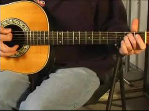 Nasıl Akustik Gitar : Dört Açın Akustik Gitar Telleri Hakkında İpuçları Elde 
