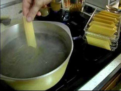 Nasıl Manicotti Yapmak: Nasıl Manicotti Makarna Pişirmek