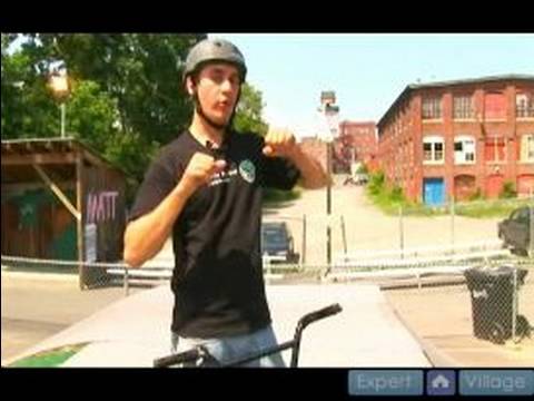 Bir Bmx Bisiklet İle Atlamak İçin Nasıl : Bir Bmx Bisiklet İle Atlama Üzerinde Ana Menüde Nasıl Kullanılır 