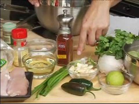 Çekti Tavuk Yemeği Nasıl Pişirilir : Çekti Tavuk Enchiladas İçin Malzemeler 