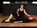 Nasıl Mat Pilates Egzersizleri: Tek Bacak Pilates Streç İçin Isınma Resim 4