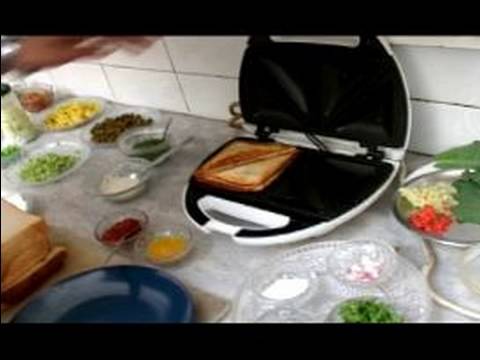 Nasıl Hint Yapmak Sandviç Dolması: Nasıl Bir Ispanaklı Ve Mantarlı Sandviç Yapmak Resim 1