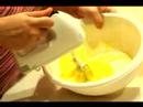Tiramisu Tarifi Talimatlar: Nasıl Yumurta Sarısı Tiramisu İçin Hazırlamak İçin Resim 4