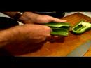 Cajun Ratatouille Tarifi: Doğrama Yeşil Dolmalık Biber Cajun Ratatouille İçin Resim 3