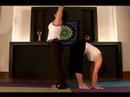 Partner Yoga Kılavuzu: Pompa-Uttanasana Yoga Ulaşması İle Resim 4