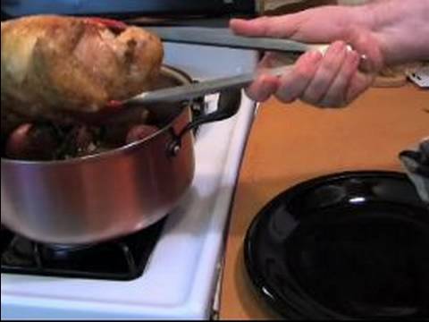 Nasıl Poule Au Pot (Bir Tencerede Tavuk) Yapmak İçin: Nasıl Bir Tencerede Tavuk İçin Tavuk Ve Patates Kaldırmak İçin