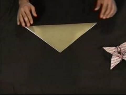 Nasıl Bir Origami Edelweiss Yapmak : Bir Origami Edelweiss İçin Stand Başlıyor  Resim 1
