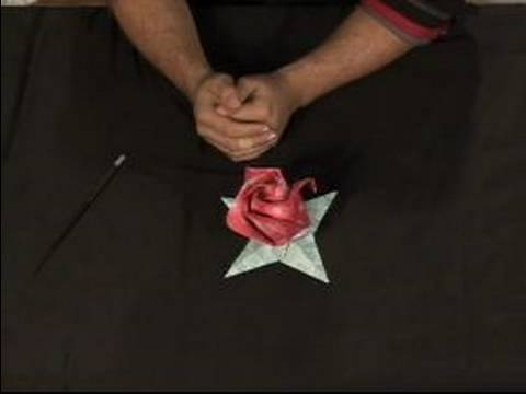 Nasıl Bir Origami Rose Yapmak İçin : Temel Yere Katlama & Origami Rose Ekleme  Resim 1