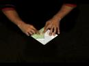 Nasıl Bir Origami Akbaba Yapmak : Origami Akbaba Merkezi Hattına Katlanır Dış Köşeleri 