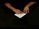 Nasıl Bir Origami Akbaba Yapmak : Origami Akbaba Merkezi İçin Daha Fazla Kıvrımlar Ekleme 