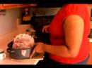 Bir Jambon Yemek Yapmayı: Bir Ham Şeker Ekleyerek