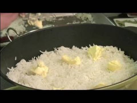 Hint Tavuk Biryani Tarifi: Tavuk Biryani Pirinç İçin Tereyağı Ve Süt Ekleyerek