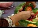 Nasıl Meyve Centerpieces Carve İçin: Bir Bebek Arabası Meyve Centerpiece Görüntüleme Resim 3