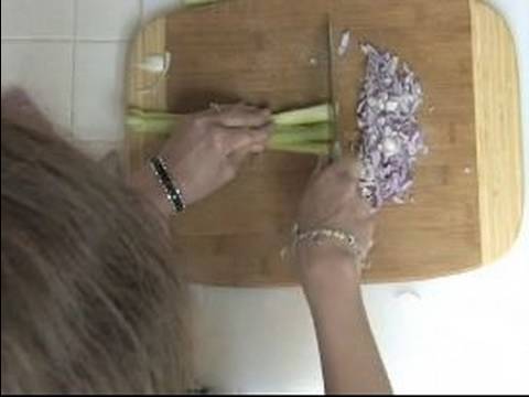 Makarna Salatası Yapmak İçin Nasıl Ve Kuskus Mercimek Salatası Hazırlanması : Kırmızı Soğan 