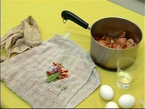 Nasıl Doğal Yumurta Süslemek İçin: Malzemeleri Tamamen Doğal Paskalya Yumurtaları Dying İçin Resim 1